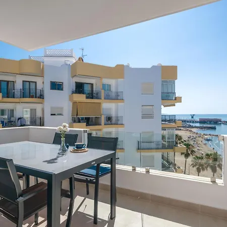 In Front Of Sea & Center Apartment Marbella