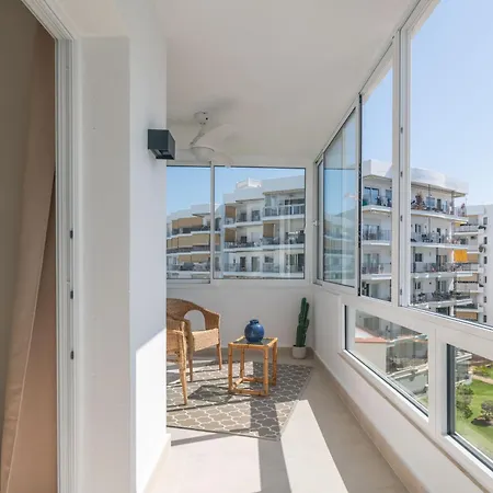 In Front Of Sea & Center Apartment Marbella