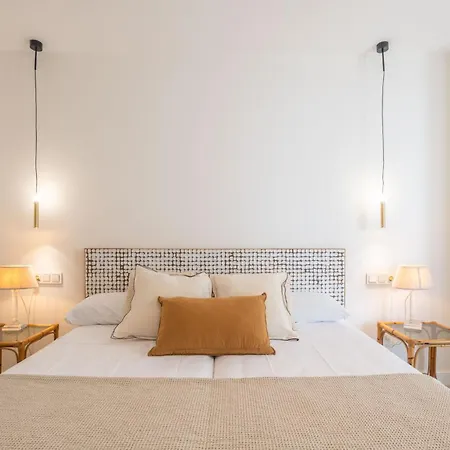Apartment In Front Of Sea & Center Marbella